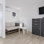Nyaraló Ten-bedroom In