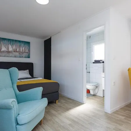 Semesterbostad Ten-bedroom In *
