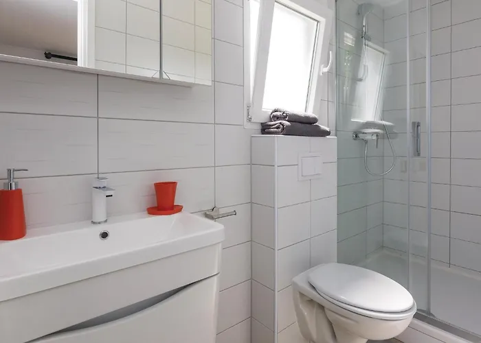 Ten-bedroom In Дом отдыха