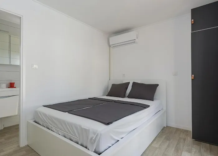 Дом отдыха Ten-bedroom In *